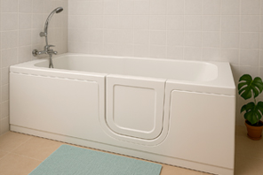 baignoire_a_porte_couchee_mini https://www.bonjoursenior.fr/wp-content/uploads/2018/09/baignoire_a_porte_couchee_mini.jpg