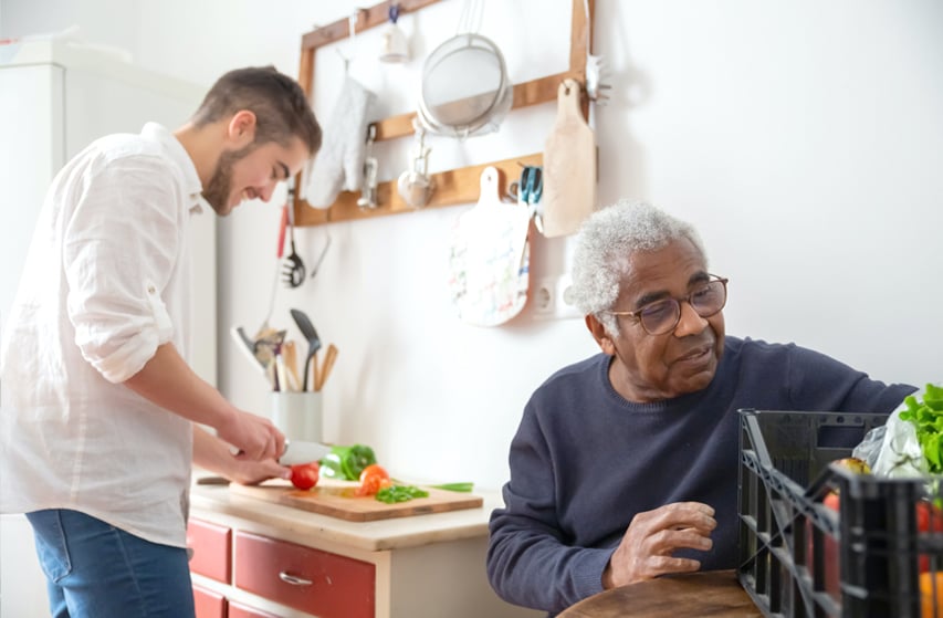 Revalorisation de salaire pour une partie des aides à domicile