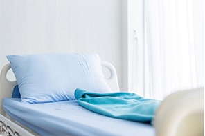 https://www.bonjoursenior.fr/wp-content/uploads/2025/06/lit-medicalise-1-place_196px.jpg